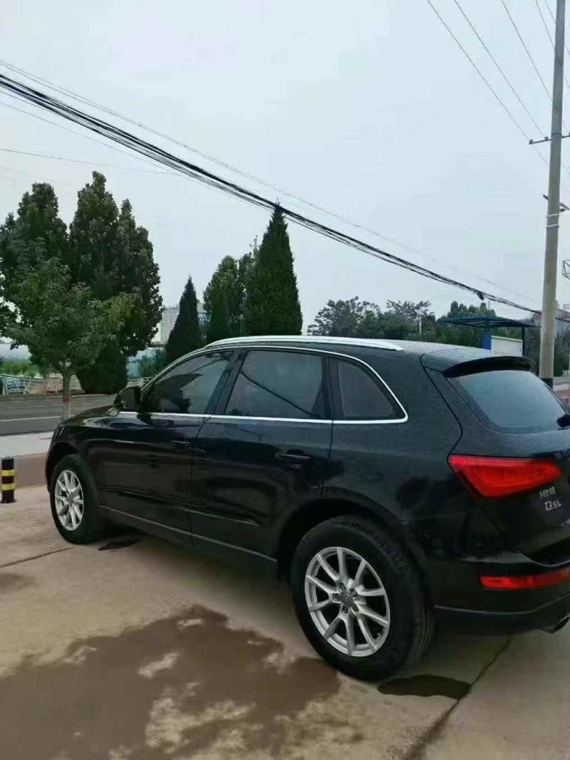 济宁14年奥迪Q58