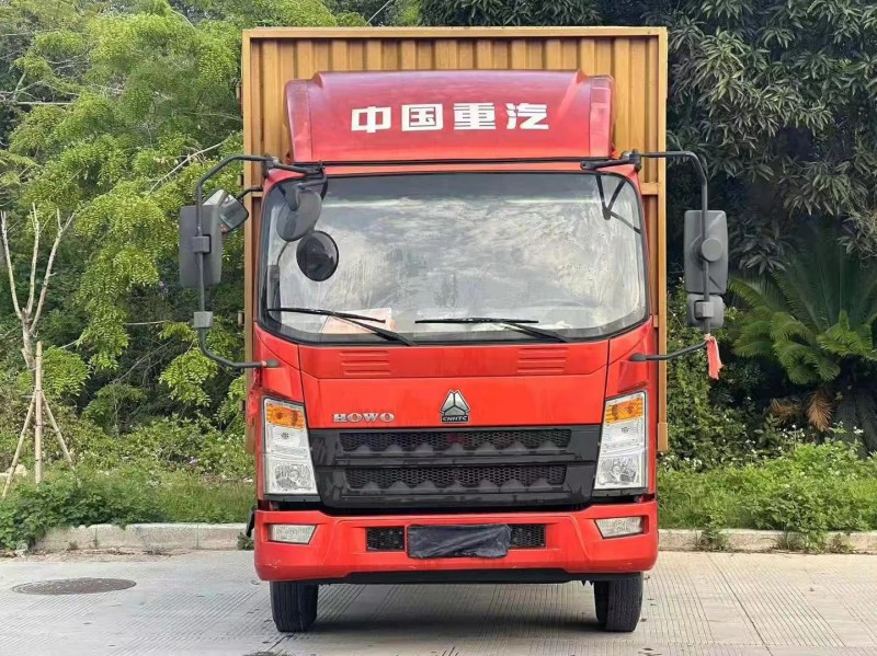 汕頭20年卡車系列重汽豪沃1