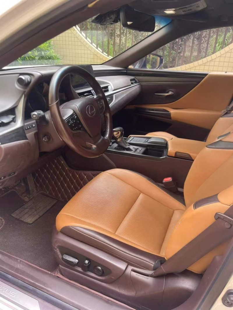 東莞20年雷克薩斯ES7