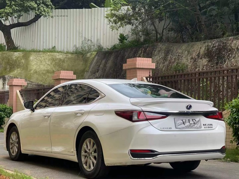 東莞20年雷克薩斯ES9
