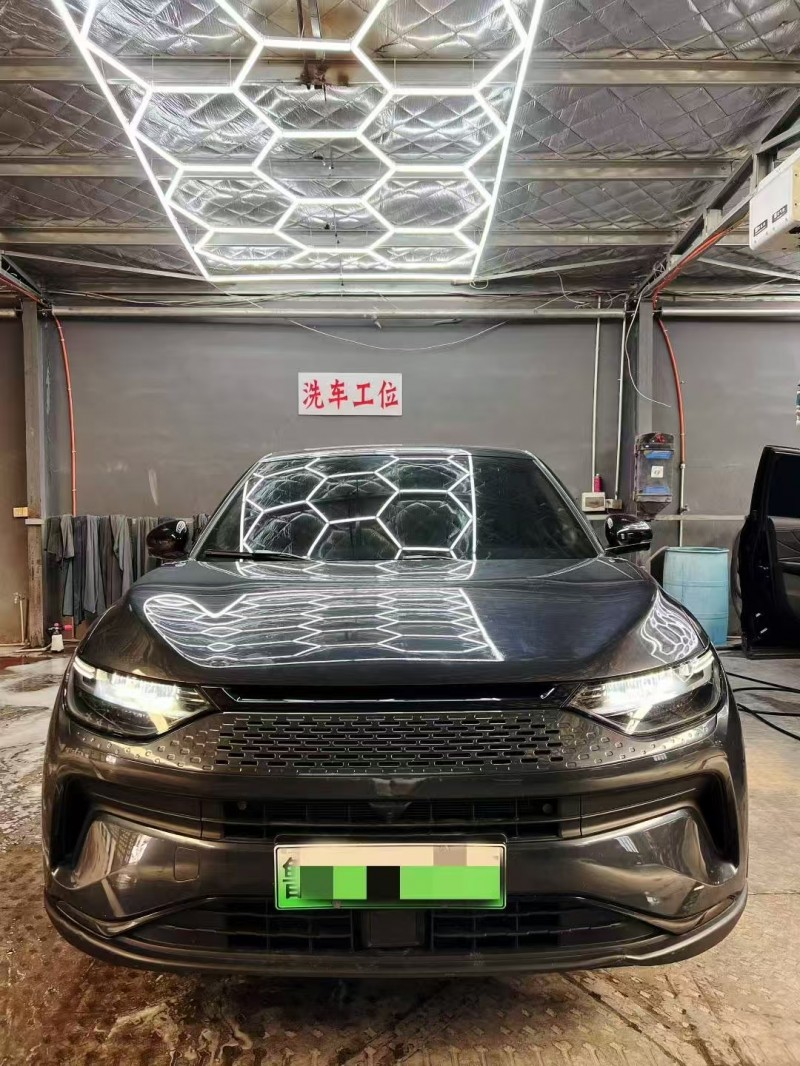 濰坊24年零跑汽車C111