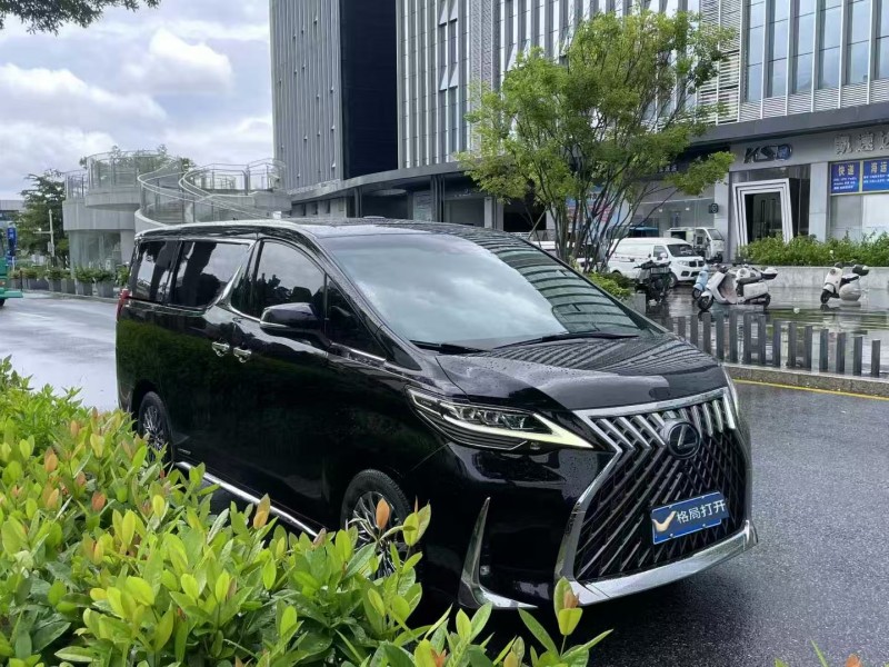 深圳21年雷克萨斯LM300H2