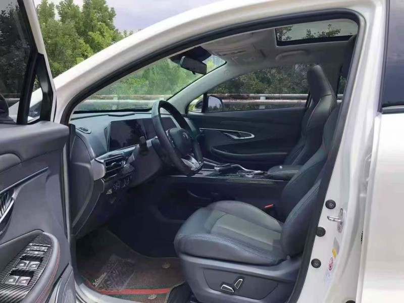 景德镇21年长安汽车UNI5