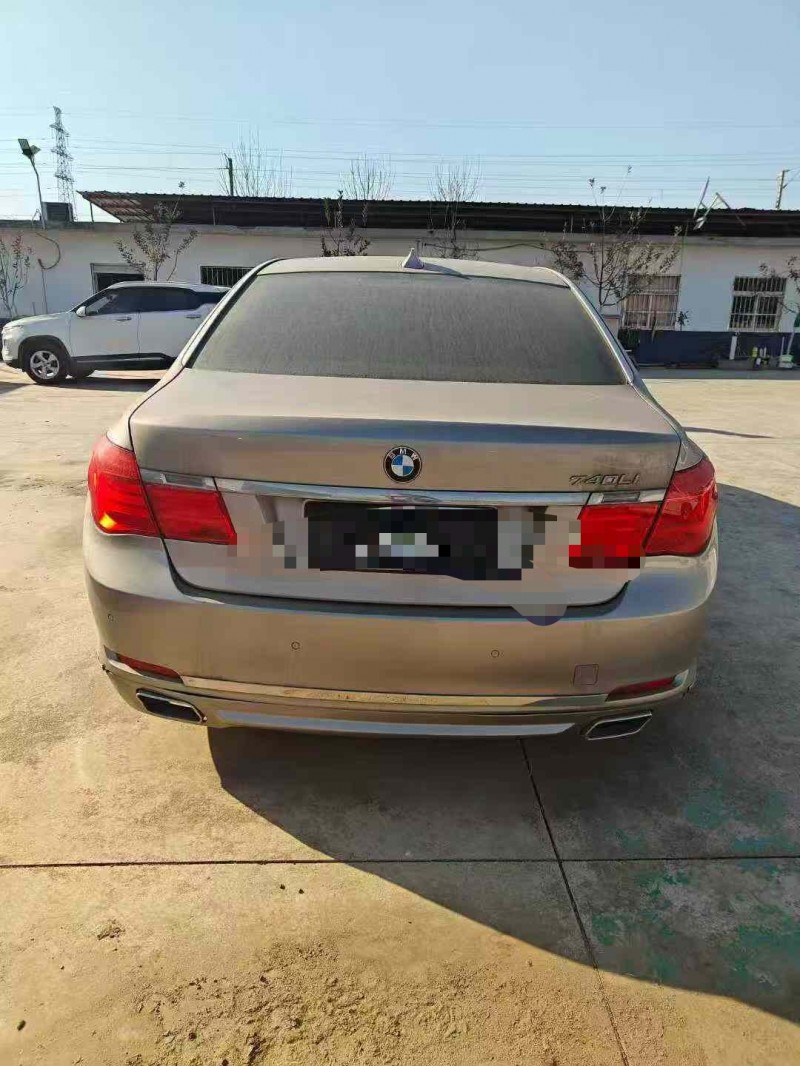 臨沂11年寶馬7系9