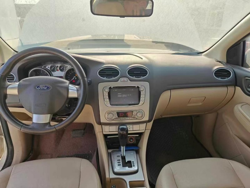 临沂15年福特福克斯5