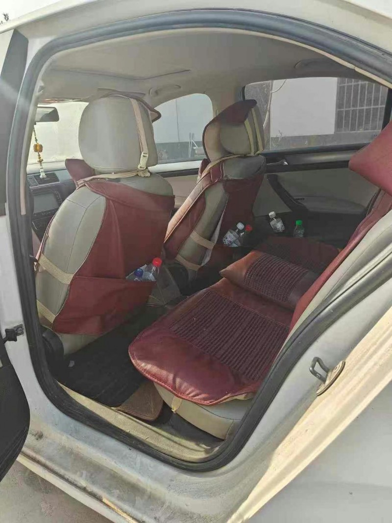 臨沂14年大眾桑塔納5