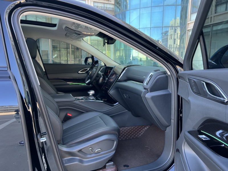 鹽城25年紅旗HS35