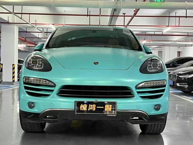 深圳12年保时捷卡宴1