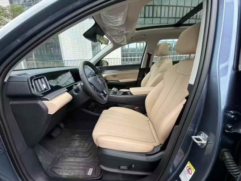 佛山25年比亚迪速锐4