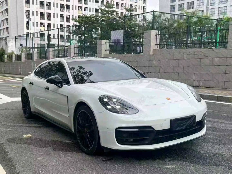 深圳23年保时捷帕拉梅拉2