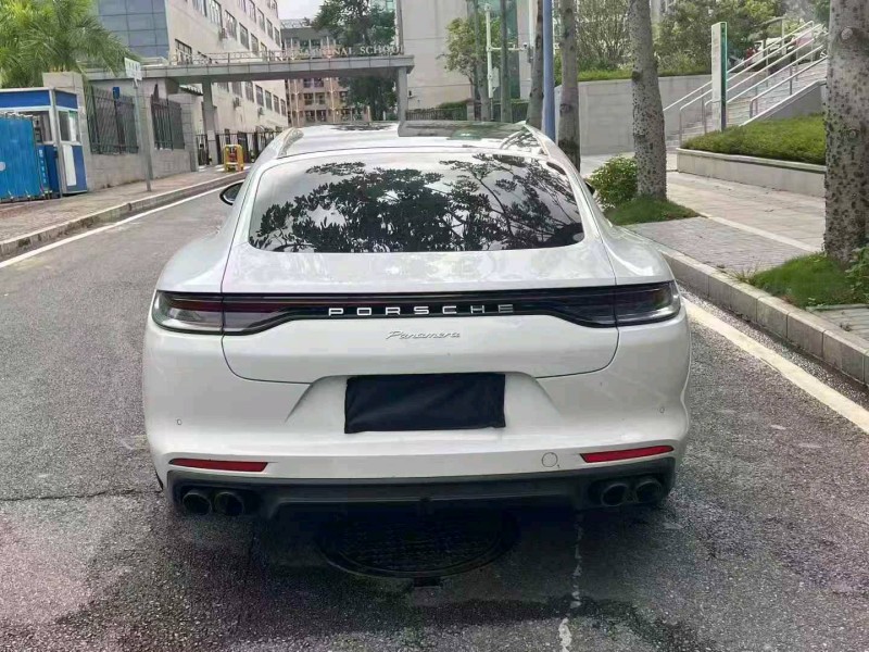 深圳23年保时捷帕拉梅拉9
