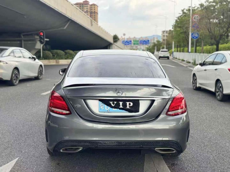 广州17年奔驰C9