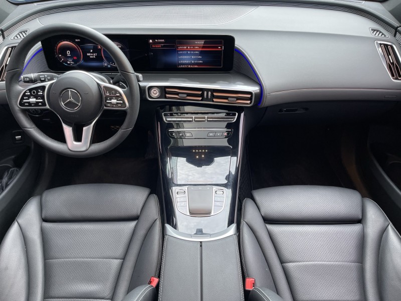 济南22年奔驰EQC4