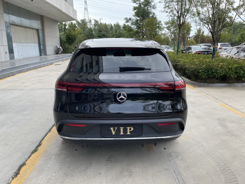 济南22年奔驰EQC9