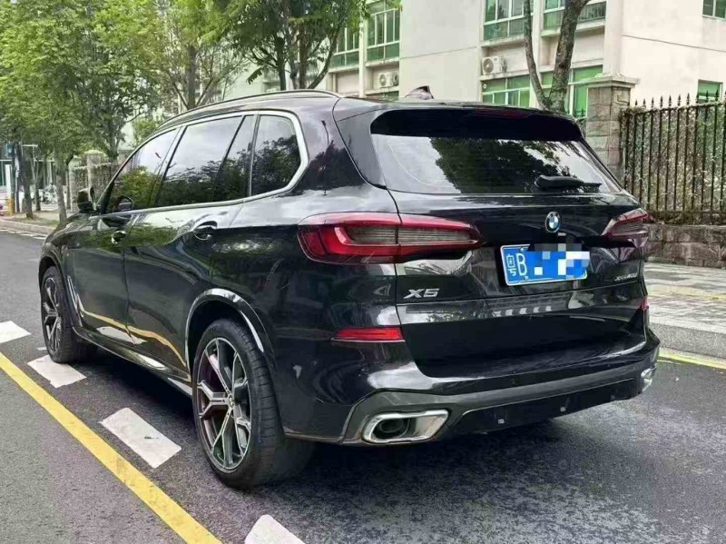深圳23年宝马X57