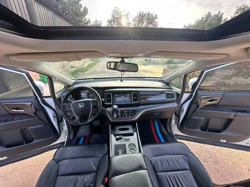 徐州17年本田艾力绅6