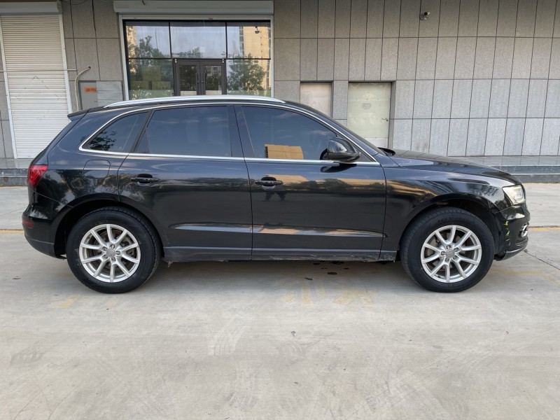 淄博15年奥迪Q58