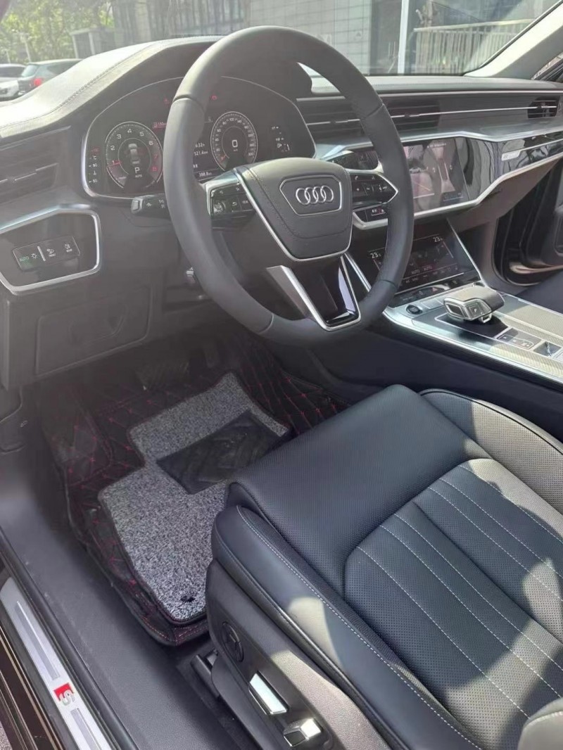 佛山25年奥迪A6L4