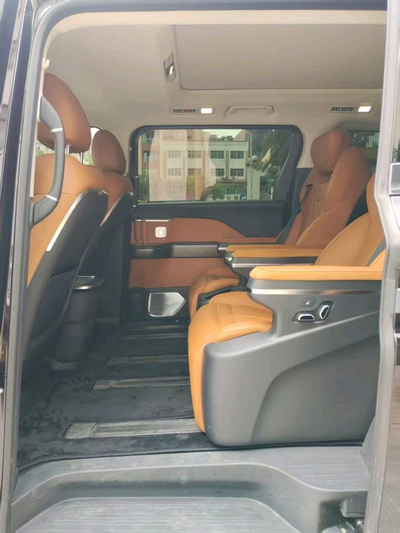 東莞25年紅旗HQ96