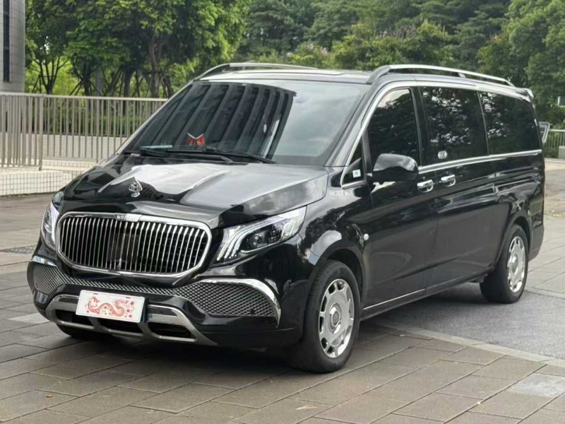 佛山23年奔驰威霆3