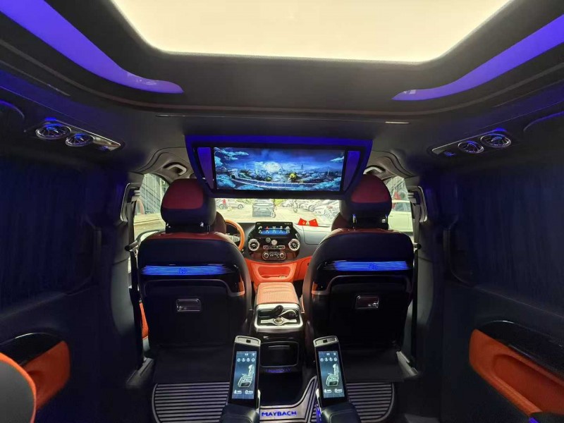 佛山23年奔驰威霆6