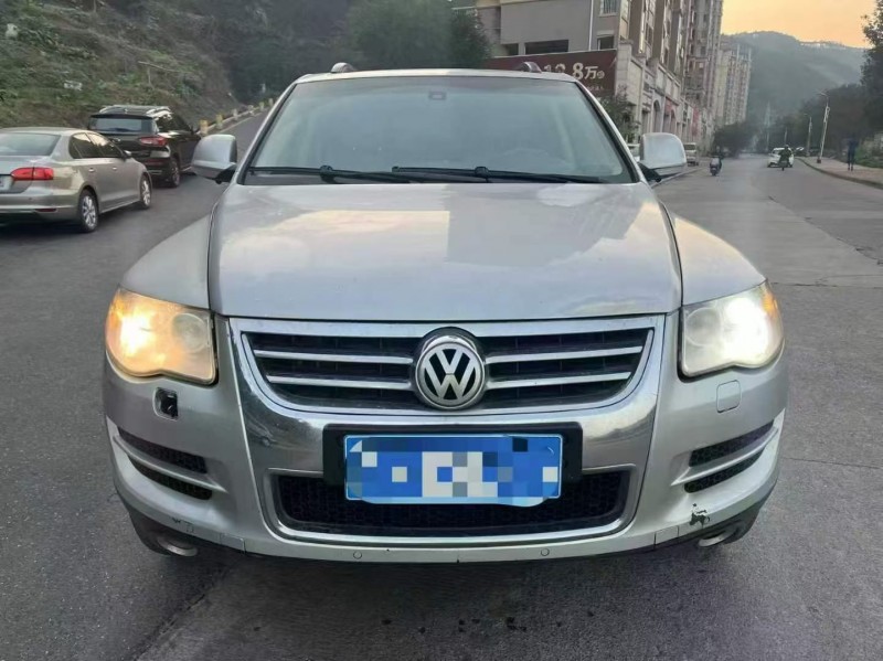龍巖09年大眾途銳1