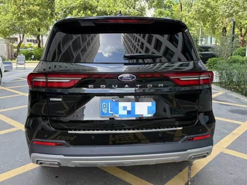 深圳25年福特领裕9