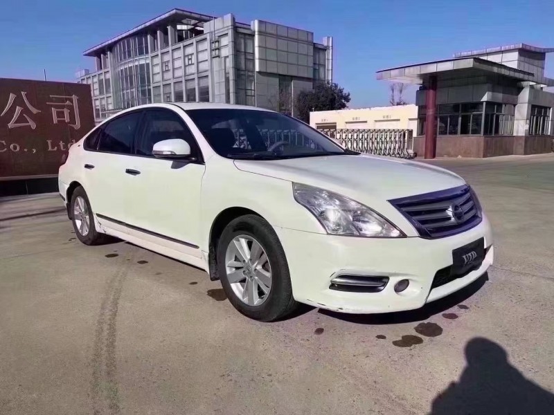 濟寧13年日產天籟3