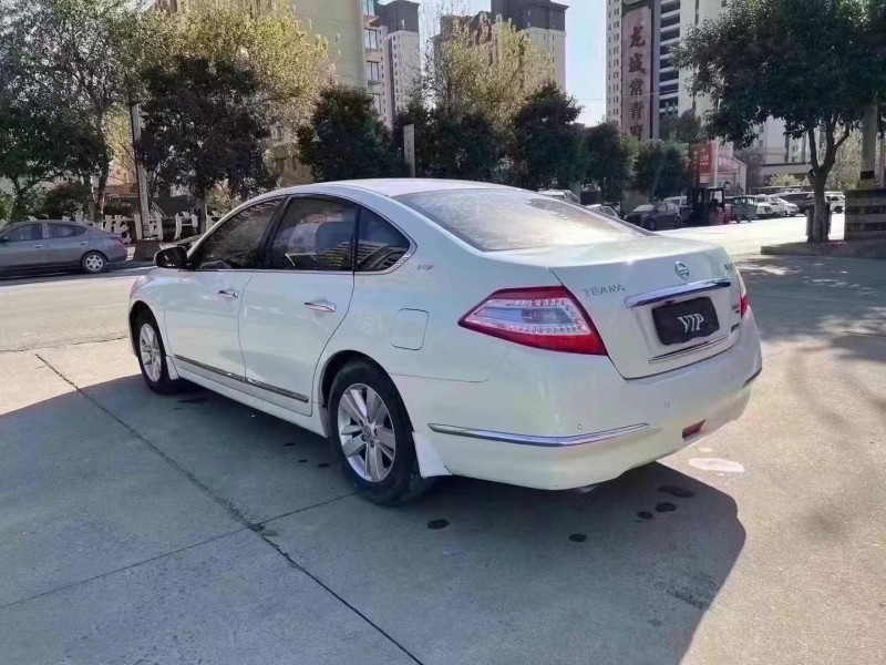 濟寧13年日產天籟7