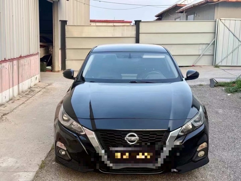 滨州22年日产天籁1