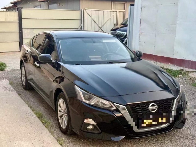 滨州22年日产天籁2