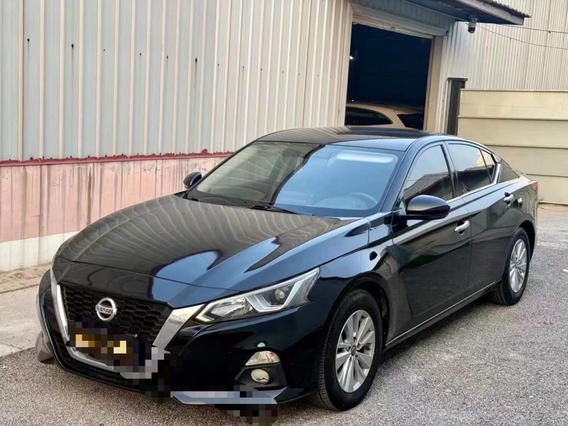 滨州22年日产天籁3