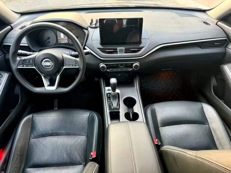 滨州22年日产天籁5