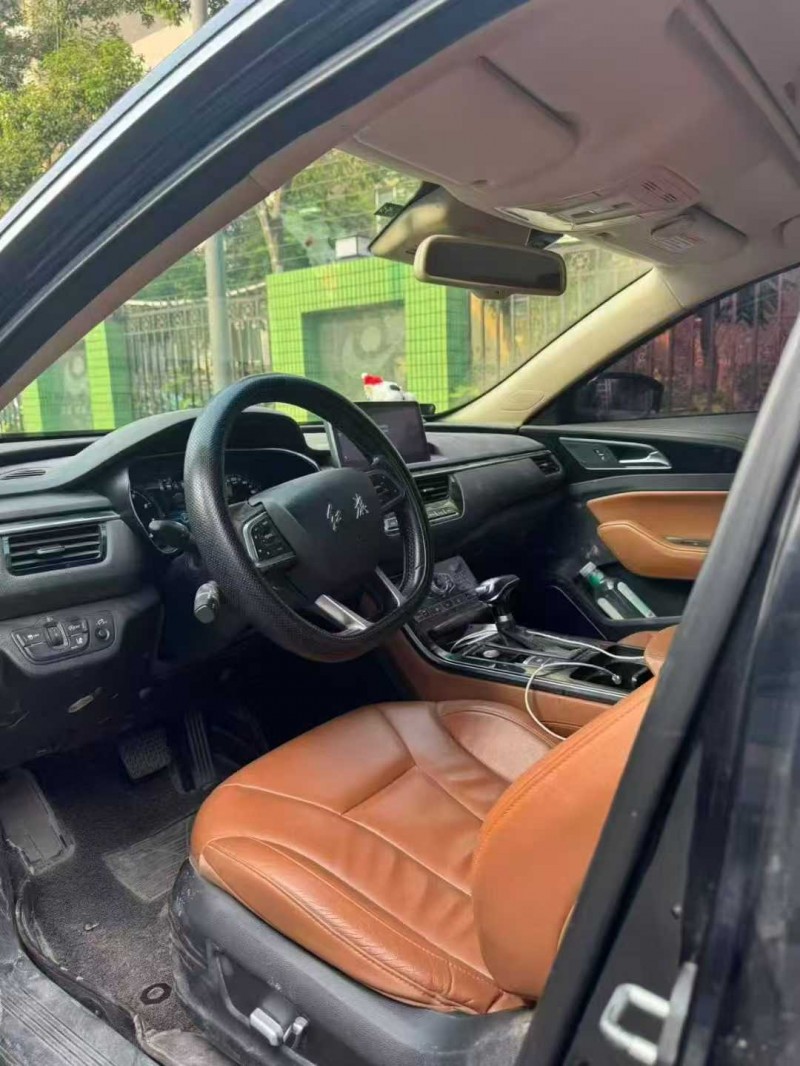 成都18年红旗H56