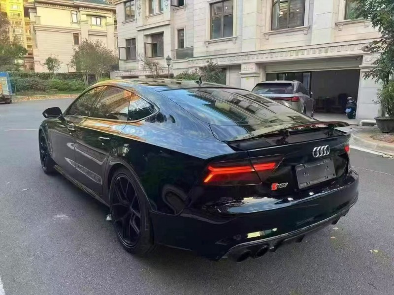 汕头17年奥迪S77