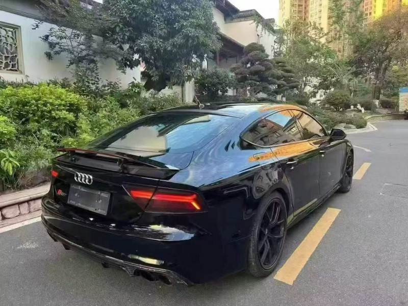 汕头17年奥迪S78