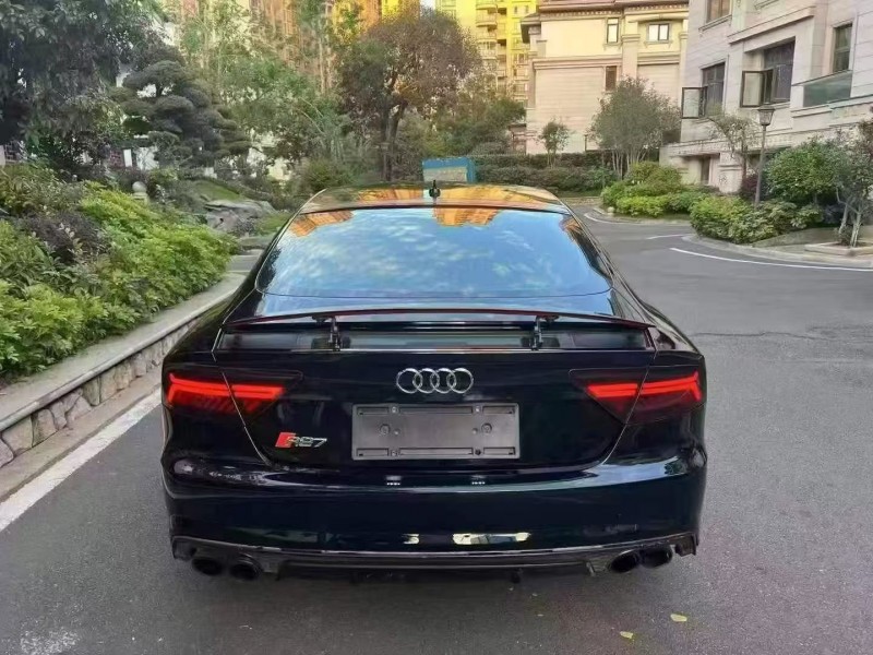 汕头17年奥迪S79