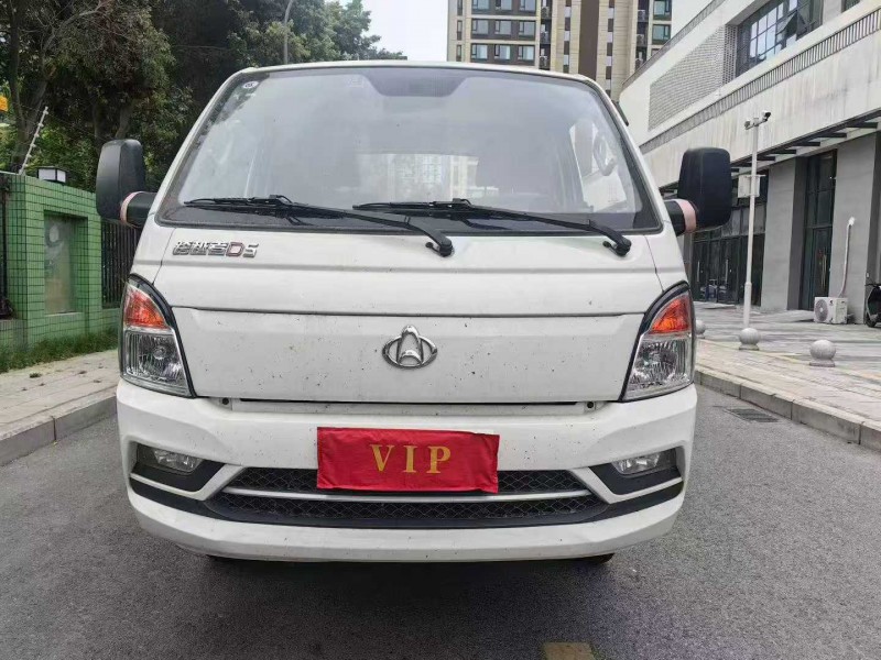 成都24年長安汽車跨越王1