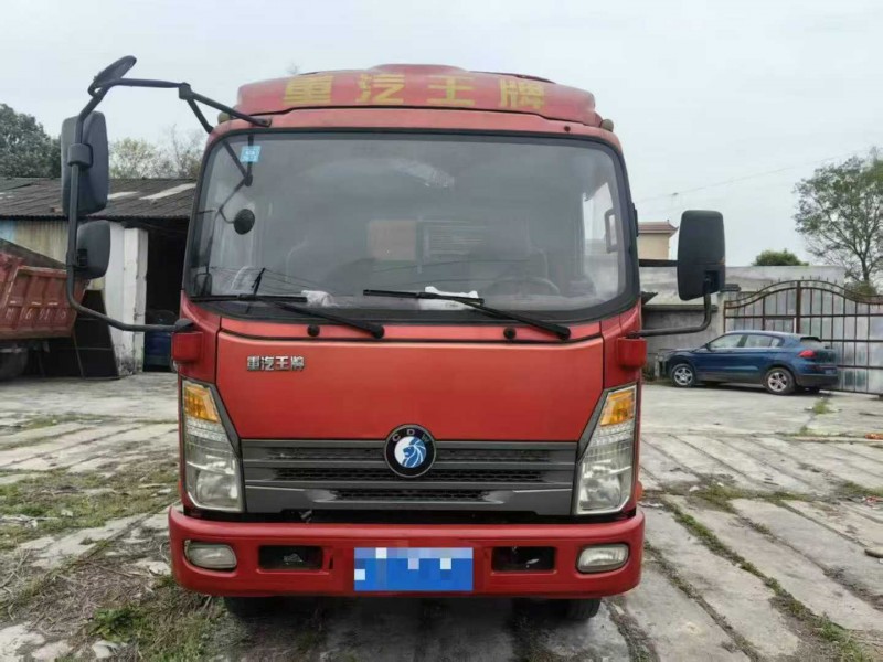 成都17年卡車系列工程車1