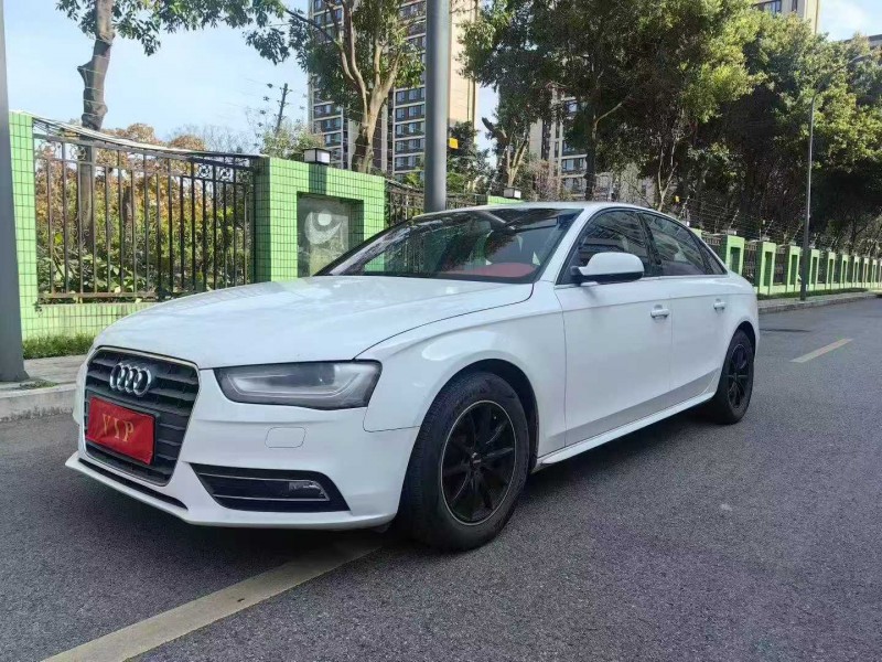 成都16年奥迪A4L5