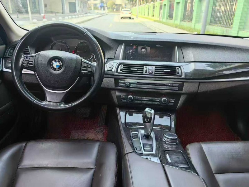 成都15年宝马5系2