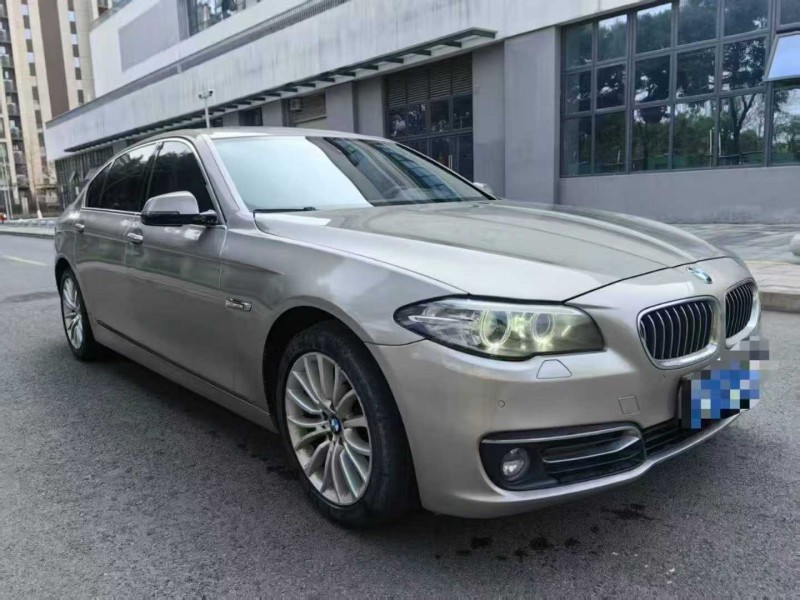 成都15年宝马5系6