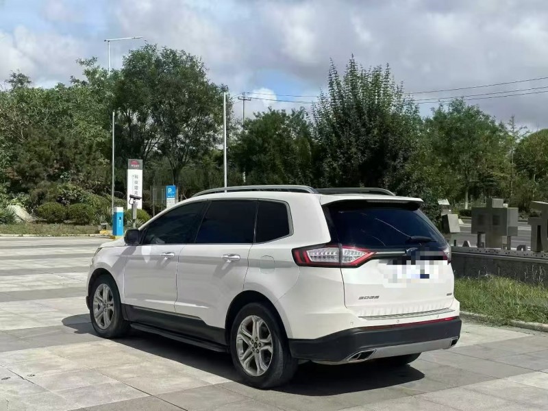 济宁16年福特锐界8