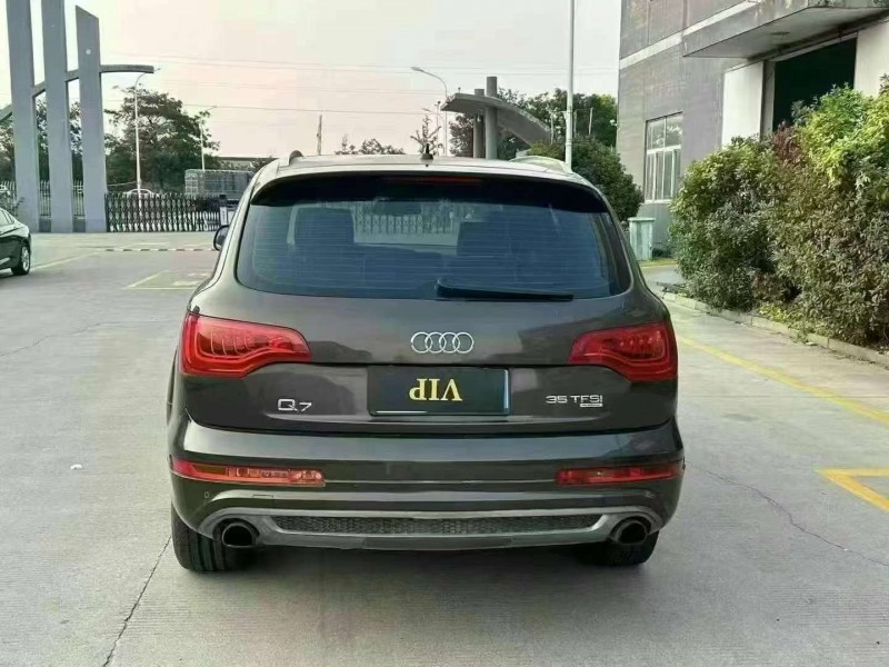 宿迁13年奥迪Q79