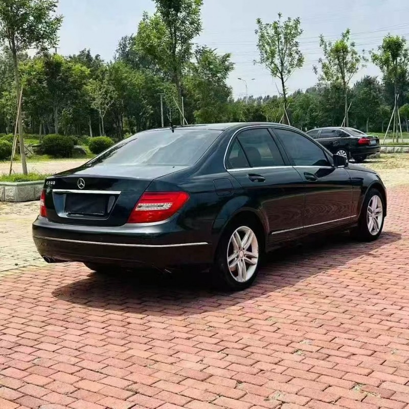 济宁13年奔驰C9