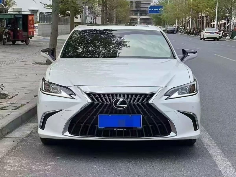 枣庄24年雷克萨斯ES1