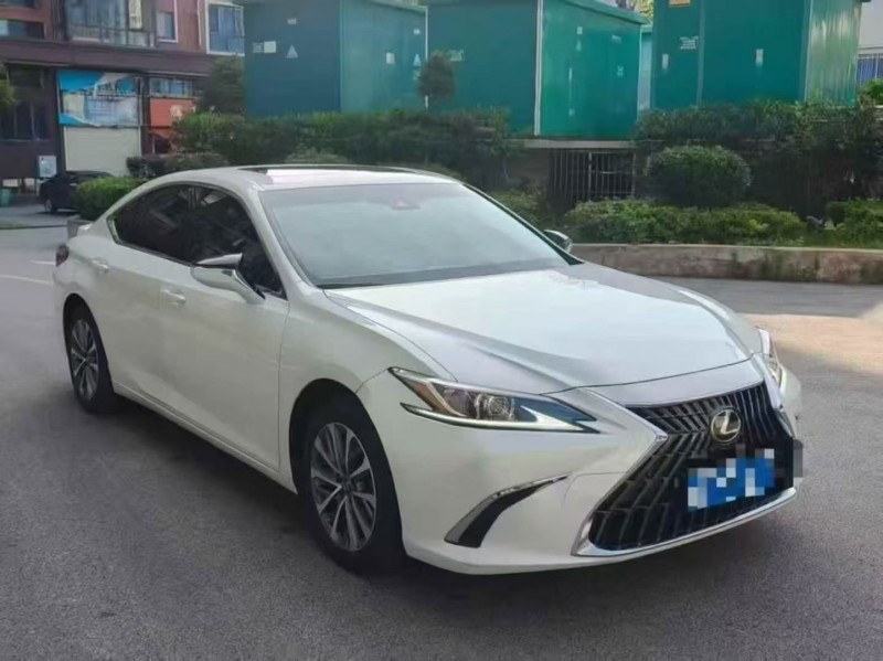 枣庄24年雷克萨斯ES2