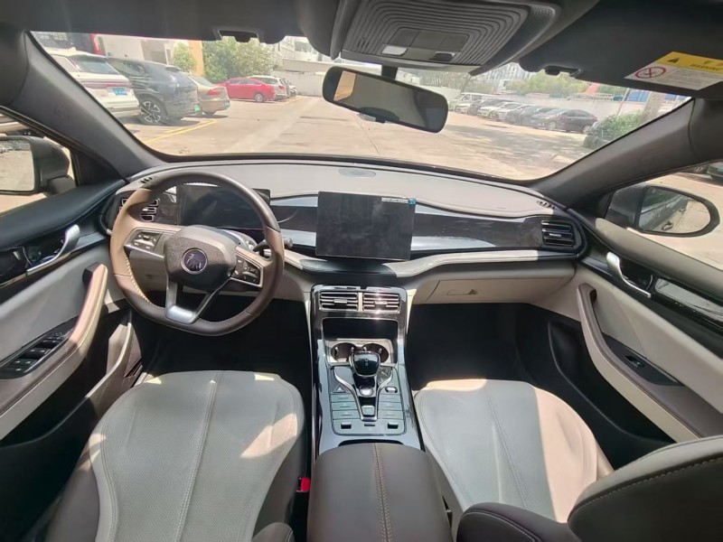 东莞24年比亚迪秦5