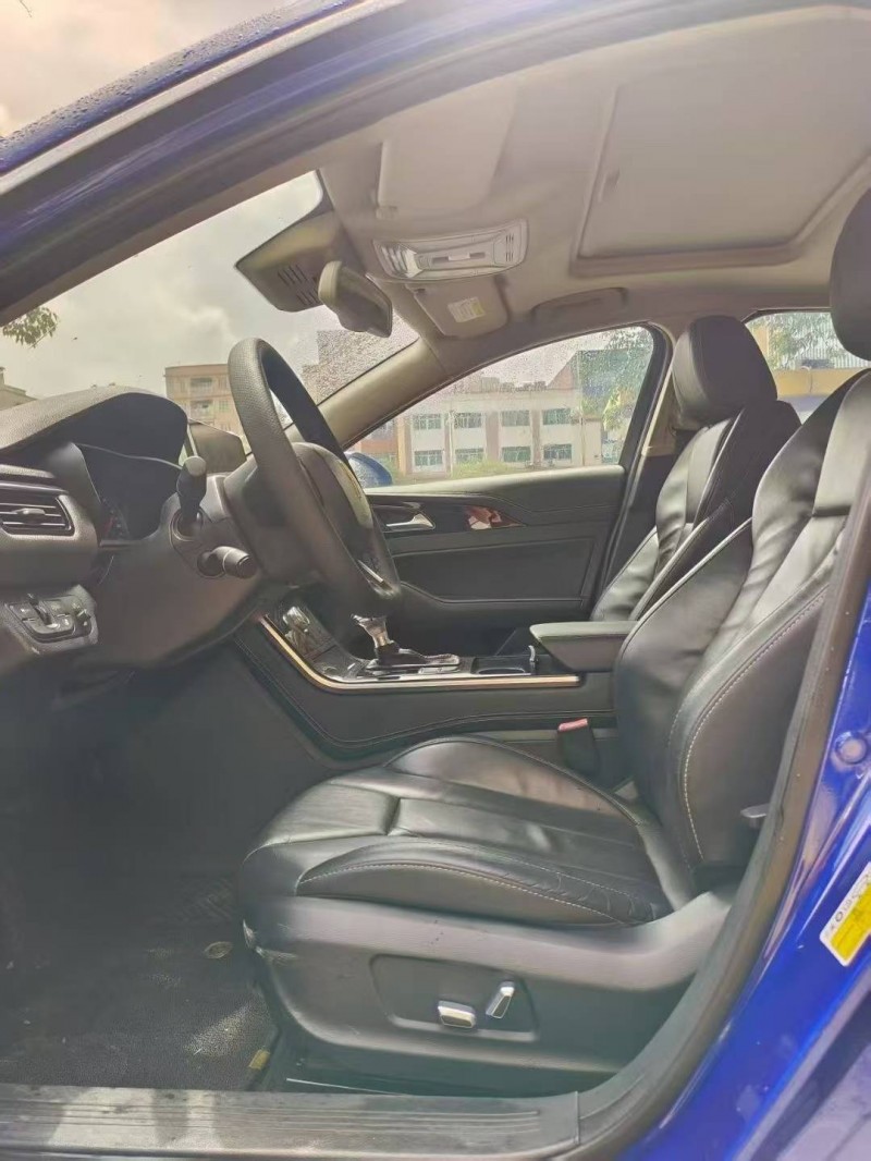 東莞20年紅旗H55