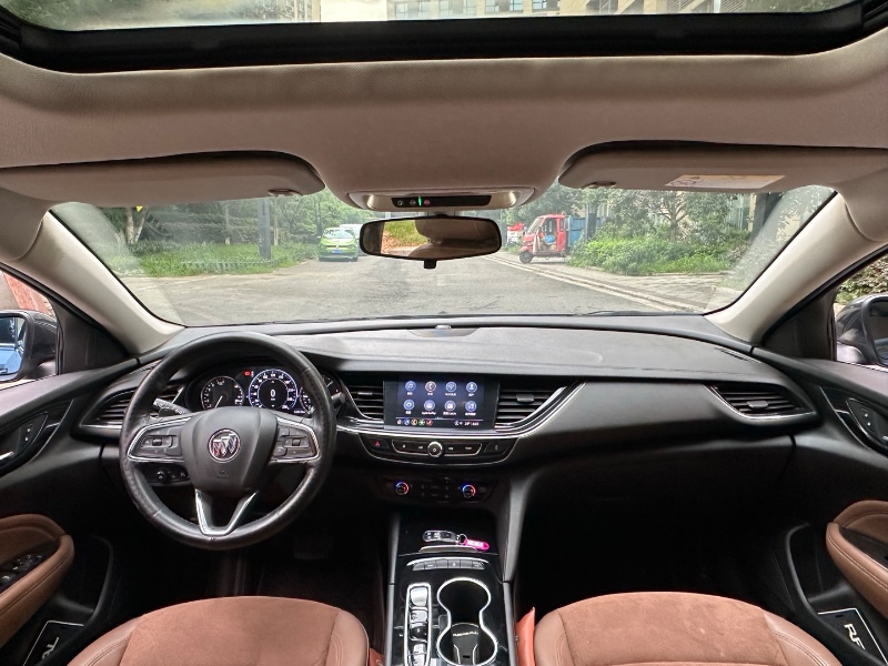 成都21年别克君威5